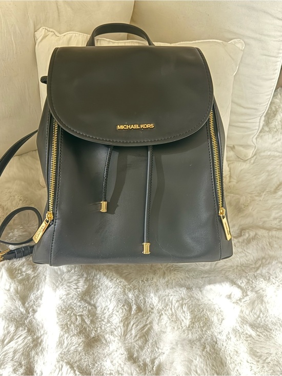 Michael Kors Handbags - MICHAEL KORS Black Leather Backpack with Gold-Tone Zippers